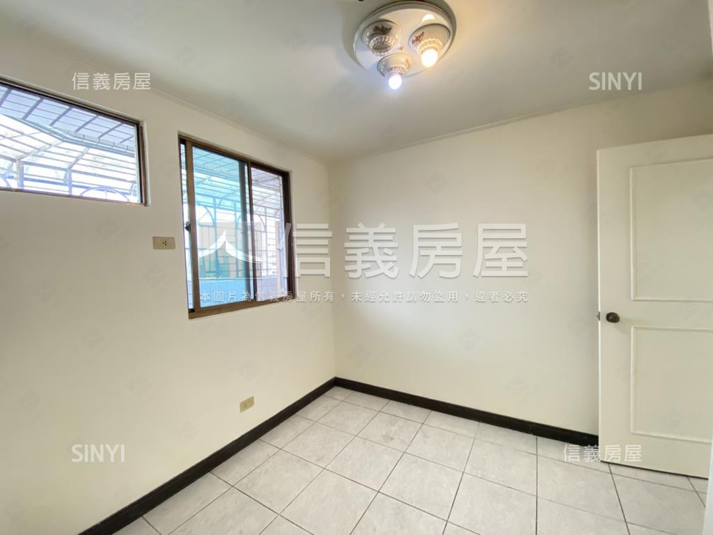 專任●幸大金滿意美景三房房屋室內格局與周邊環境