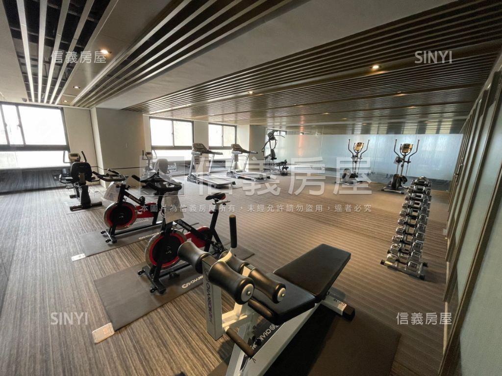 近未來捷運站低總價套房房屋室內格局與周邊環境