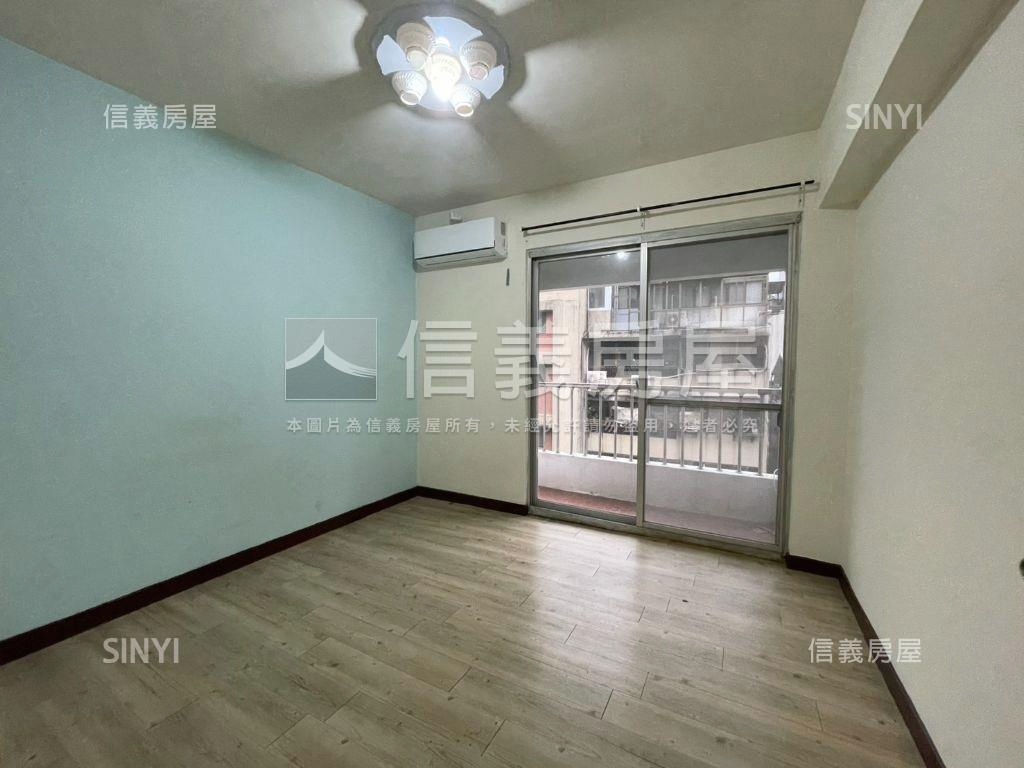 仁愛學區捷運華廈房屋室內格局與周邊環境