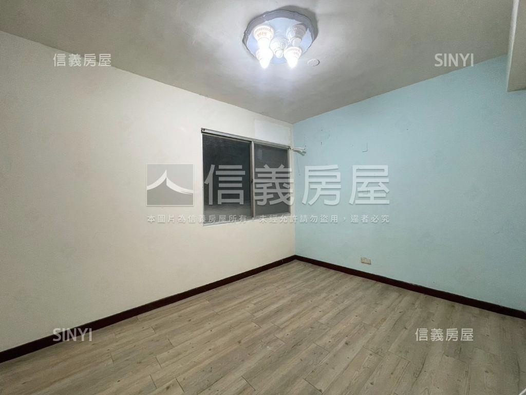 仁愛學區捷運華廈房屋室內格局與周邊環境