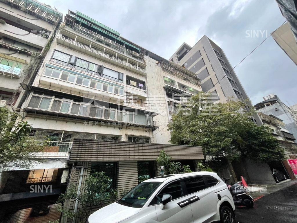 仁愛學區捷運華廈房屋室內格局與周邊環境