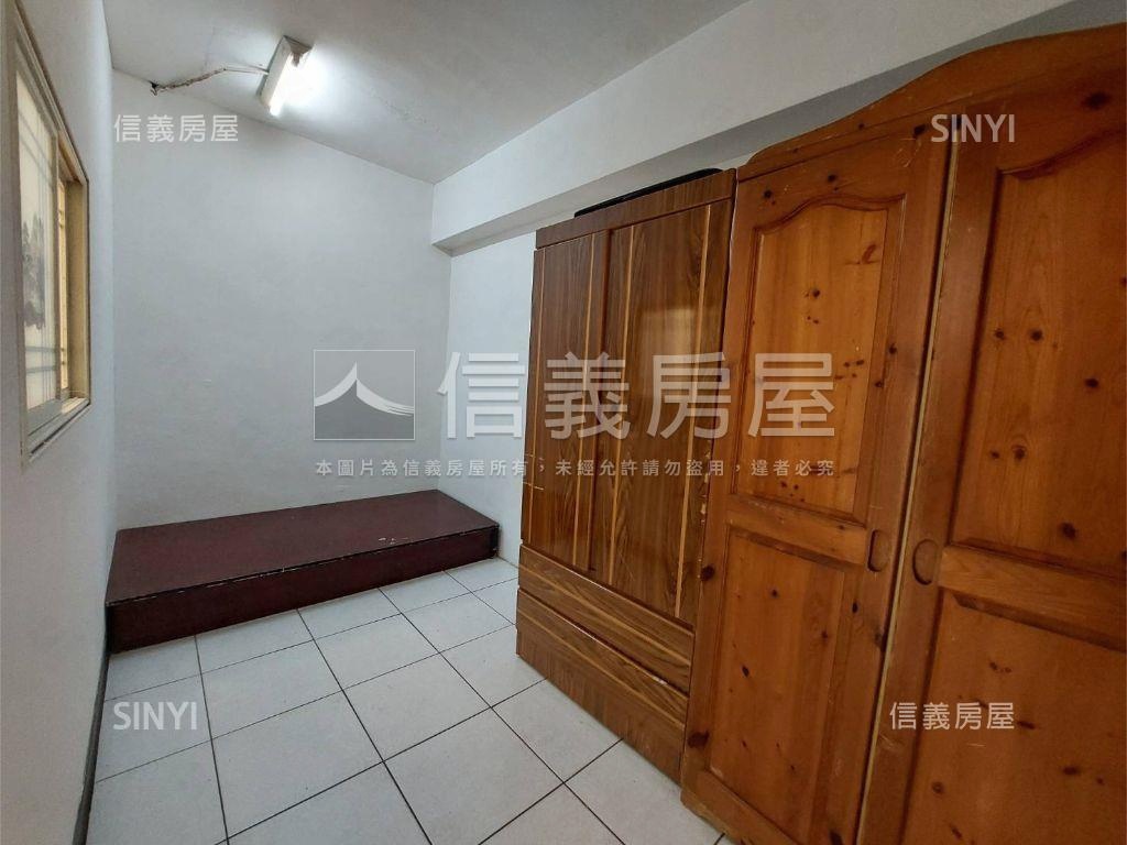 正中華路美兩房房屋室內格局與周邊環境