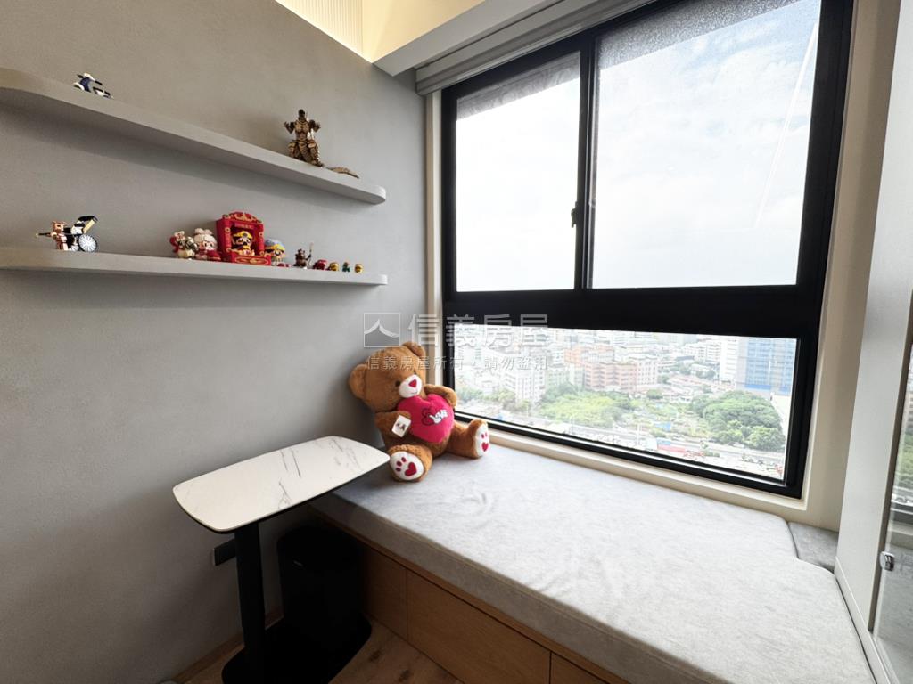 百邑精品豪邸住家邊間兩衛房屋室內格局與周邊環境