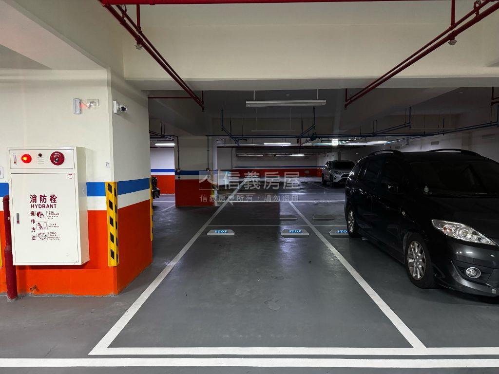 百邑精品豪邸住家邊間兩衛房屋室內格局與周邊環境