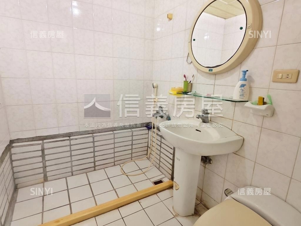 靜心邊間樹海三房平面車位房屋室內格局與周邊環境