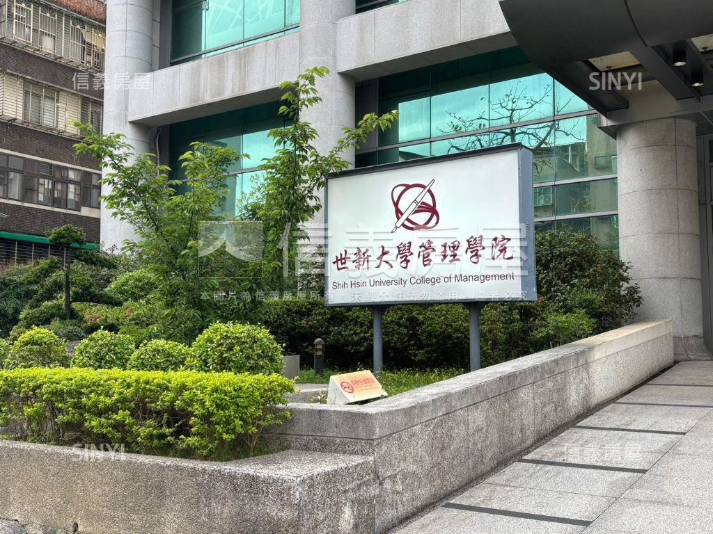 錦繡文山景觀四房坡平車位房屋室內格局與周邊環境