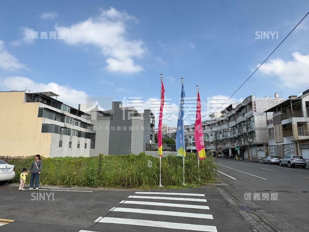 內埔都內漂亮角窗土地房屋室內格局與周邊環境