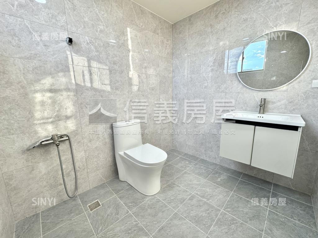 風采風精美四房平面車位房屋室內格局與周邊環境