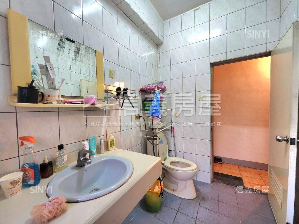 民族路方正３房房屋室內格局與周邊環境