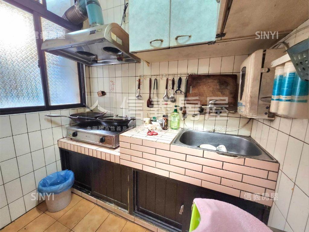 民族路方正３房房屋室內格局與周邊環境