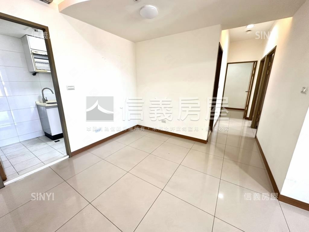 皇勝憘悅高樓景觀三房房屋室內格局與周邊環境