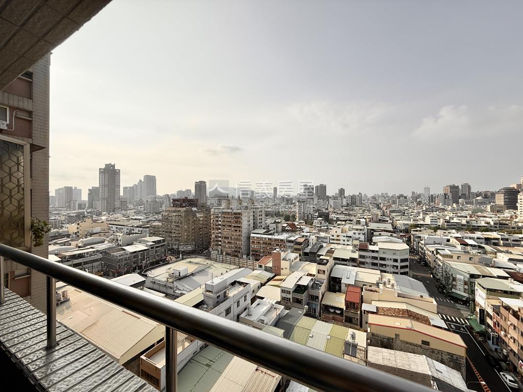 京華富邑邊間霸景三房平車房屋室內格局與周邊環境