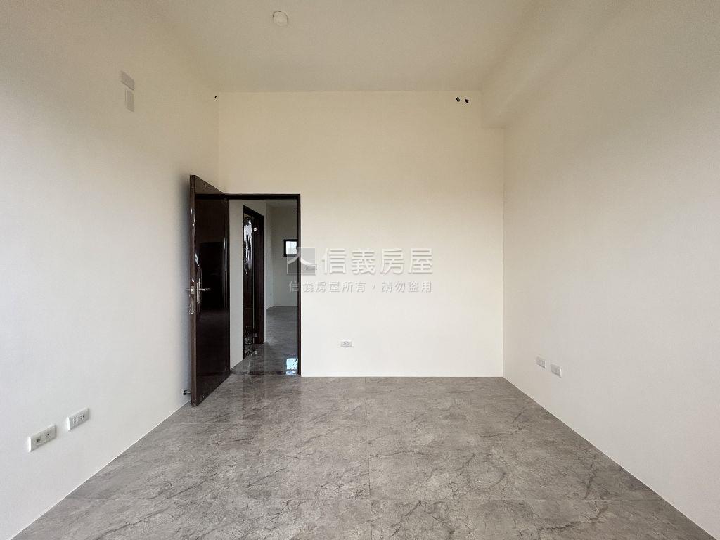 富春居全新宜居五樓華夏房屋室內格局與周邊環境