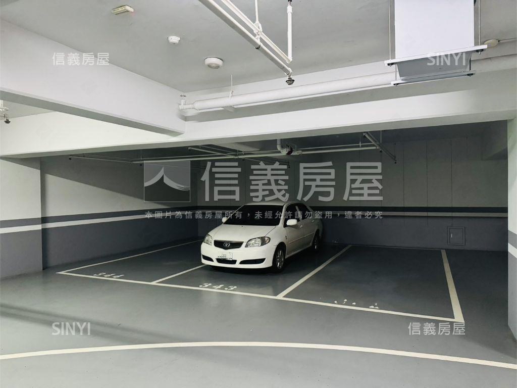 專任．昭揚乾坤Ａ級商辦房屋室內格局與周邊環境