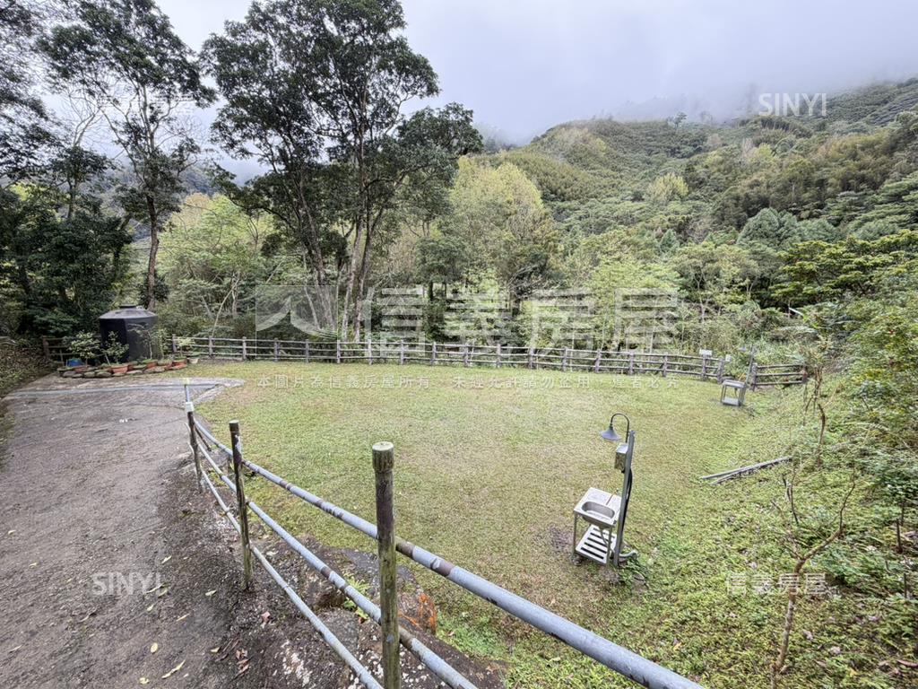 尖石聽溪觀螢臨路休閒農地房屋室內格局與周邊環境