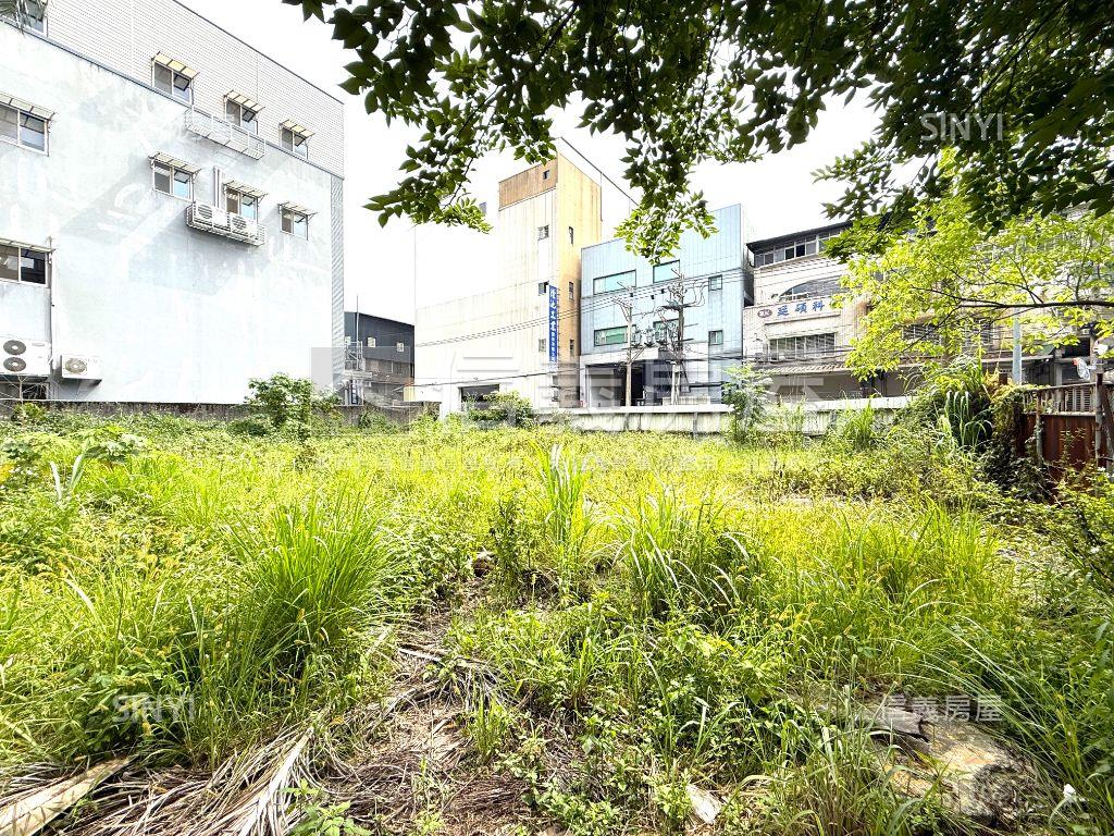 雙面臨路✨稀缺丁建土地房屋室內格局與周邊環境