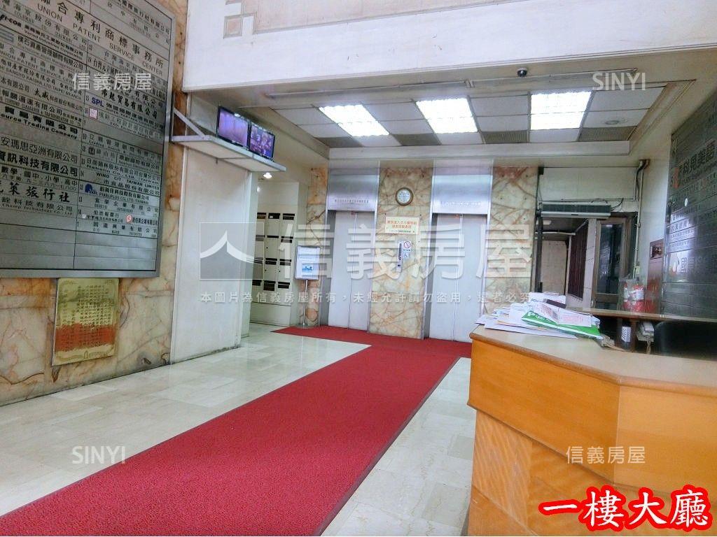 正南京東華爾街商辦房屋室內格局與周邊環境