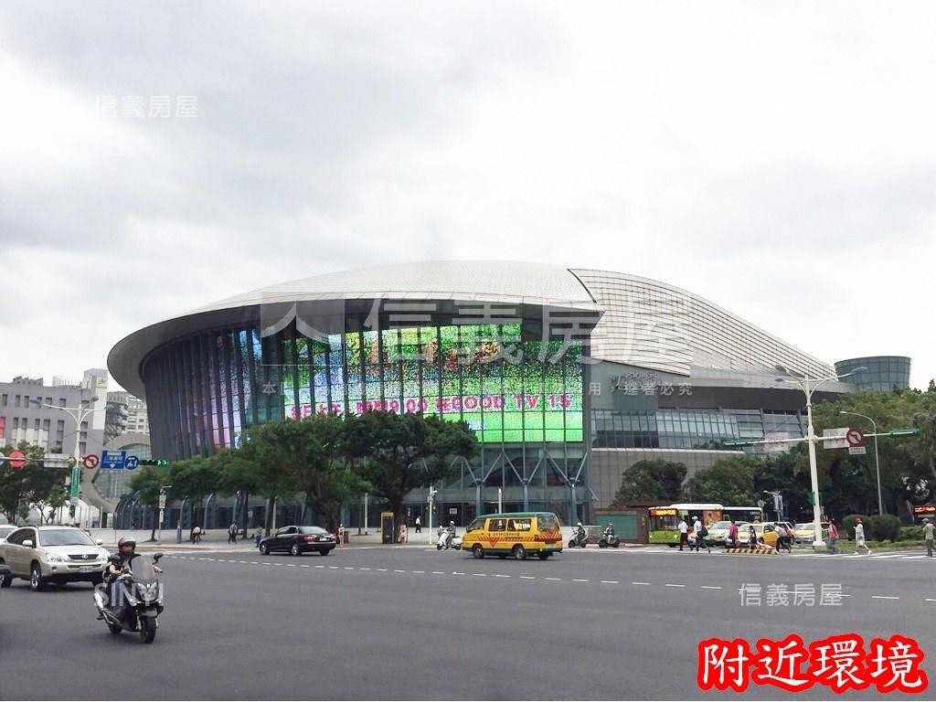 正南京東華爾街商辦房屋室內格局與周邊環境