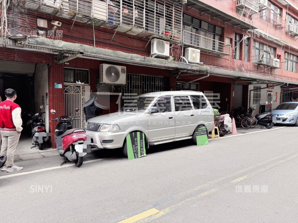 近雙捷運站旁一樓美寓房屋室內格局與周邊環境