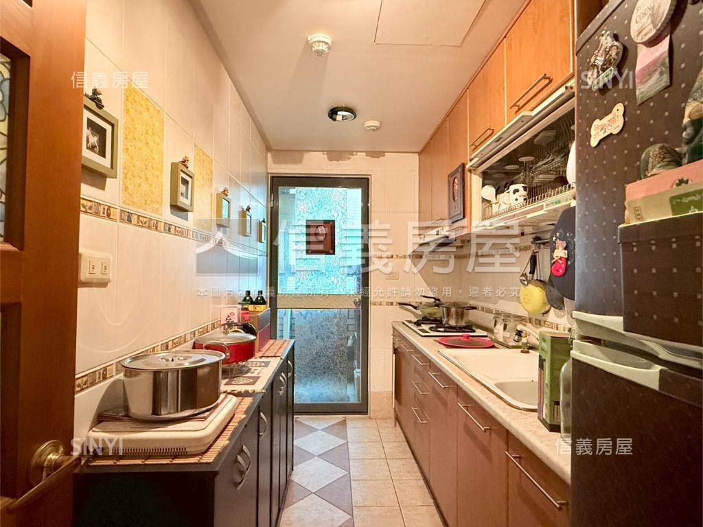 巴黎街頭三房美屋房屋室內格局與周邊環境