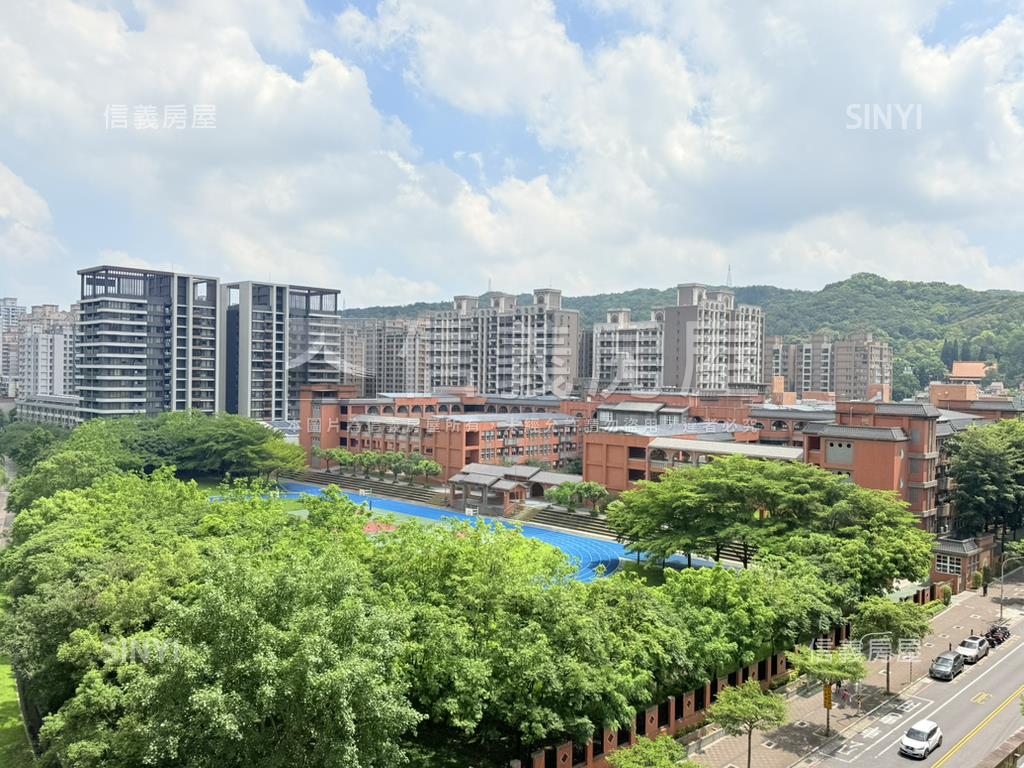 巴黎街頭三房美屋房屋室內格局與周邊環境