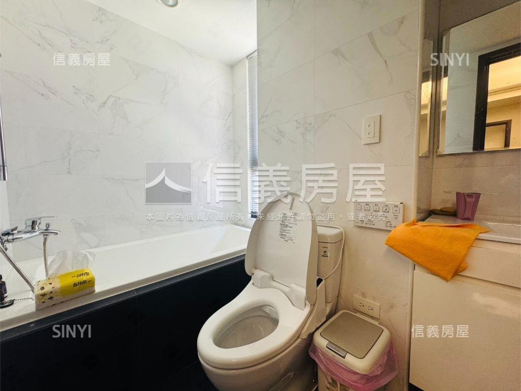 登陽步康橋美裝潢３房平車房屋室內格局與周邊環境