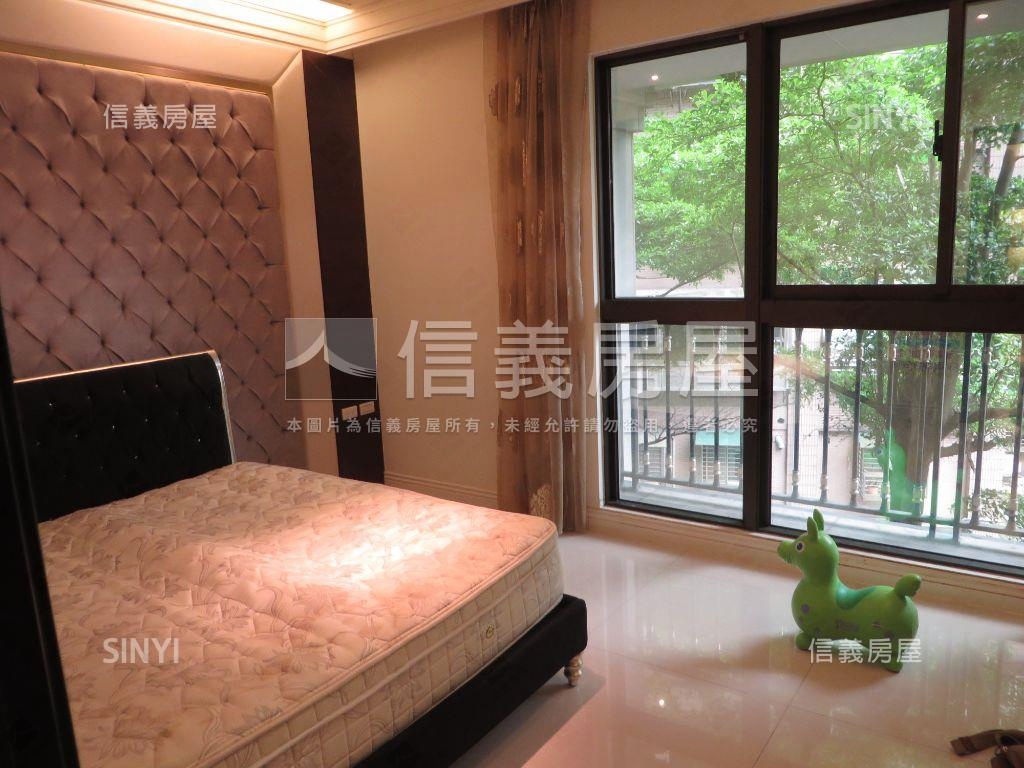 三輝君匯稀有大露臺房屋室內格局與周邊環境