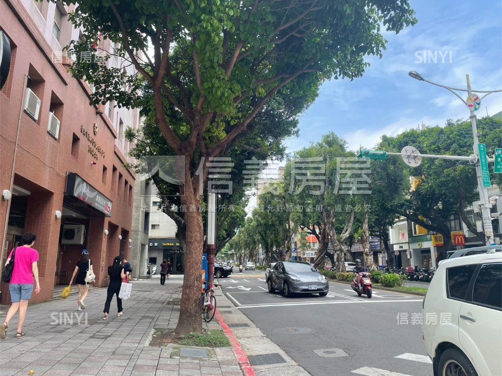 士林Ａ級商辦宏普世貿房屋室內格局與周邊環境