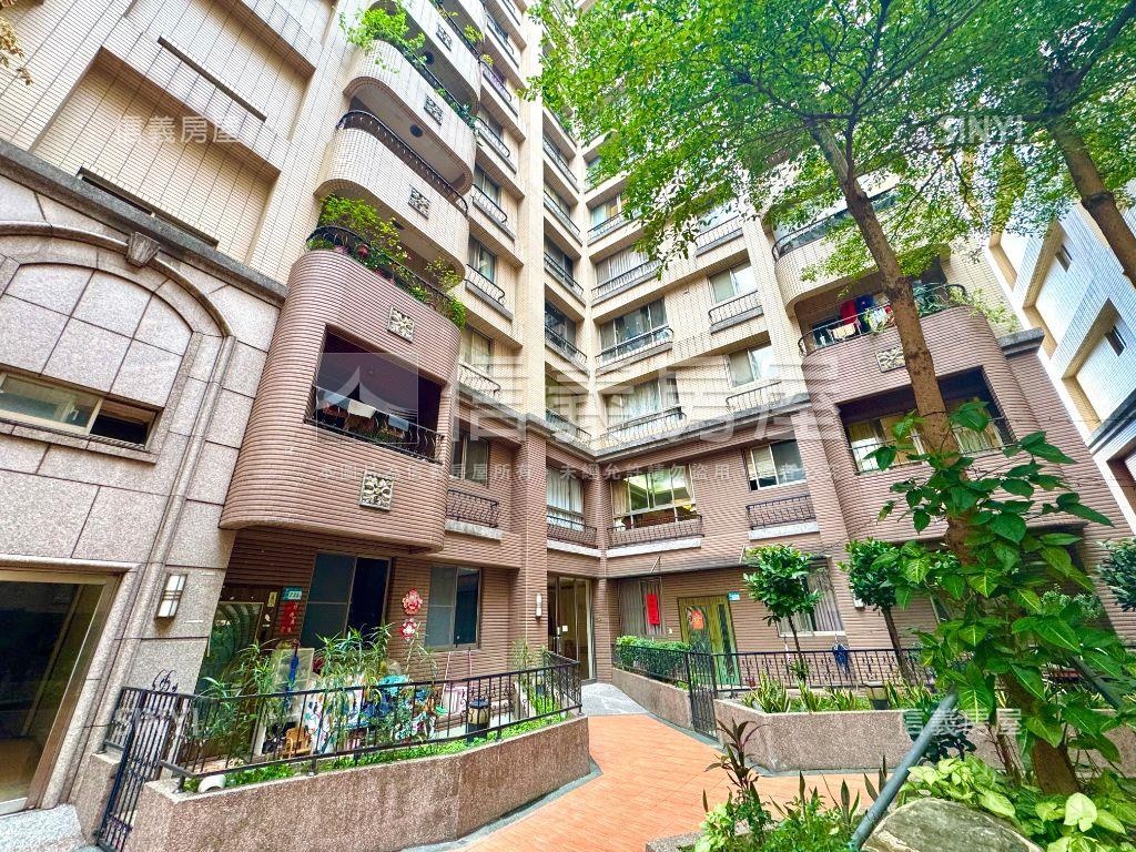 稀有釋出信義計劃房屋室內格局與周邊環境