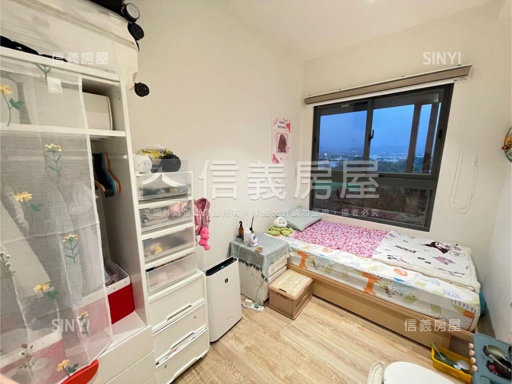 溫馨兩房平面車位房屋室內格局與周邊環境