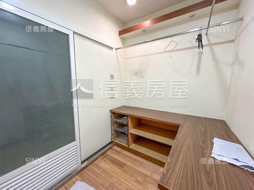 青年守則挑高大空間房屋室內格局與周邊環境