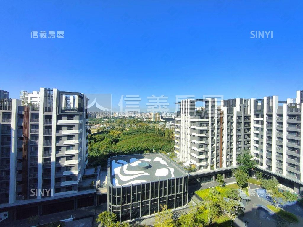 創世紀三房充電車位房屋室內格局與周邊環境