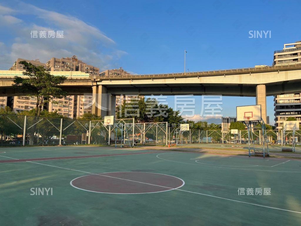 低總價收租成泰美寓房屋室內格局與周邊環境