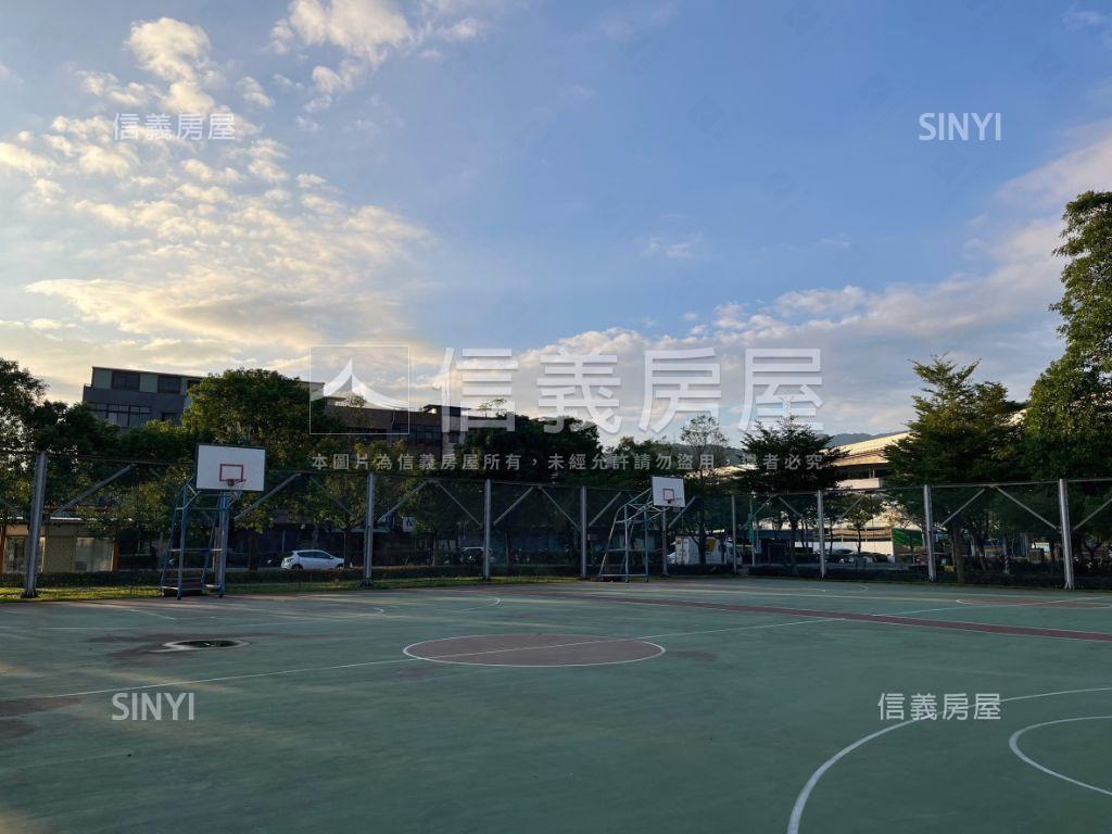 低總價收租成泰美寓房屋室內格局與周邊環境