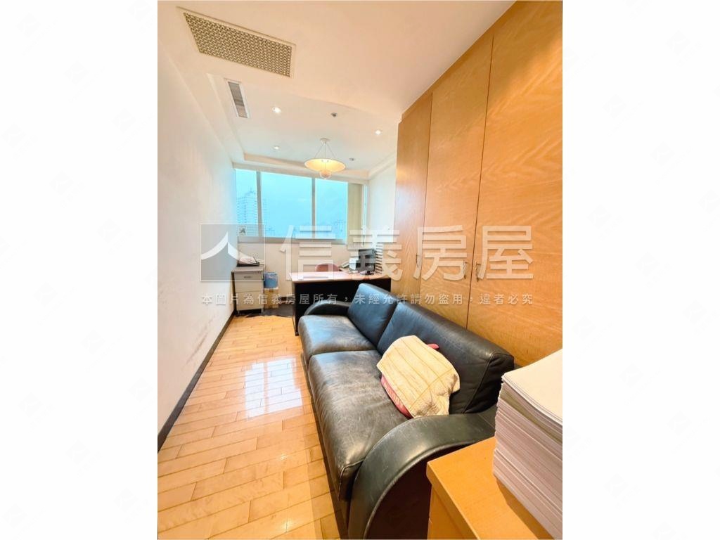 忠孝天廈景觀邊間房屋室內格局與周邊環境