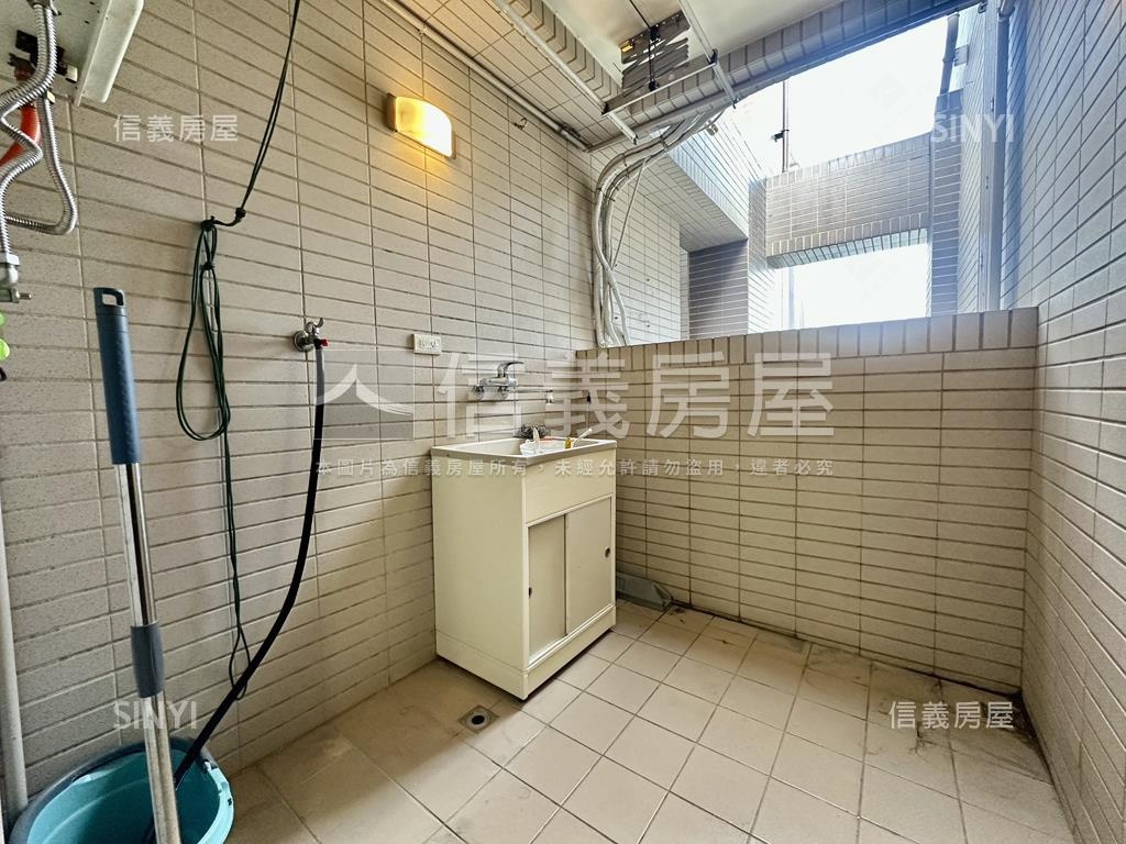 塗城京讚三房平車房屋室內格局與周邊環境