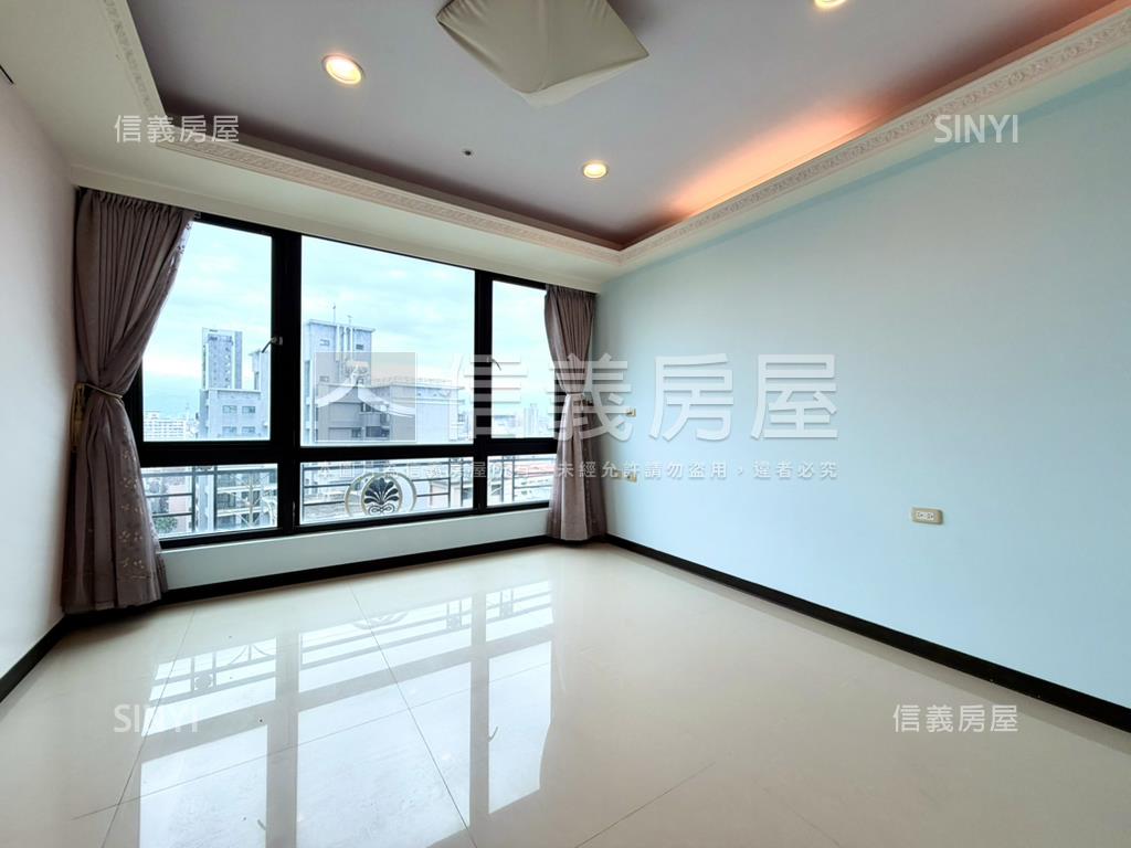 專任香榭高樓景觀房屋室內格局與周邊環境