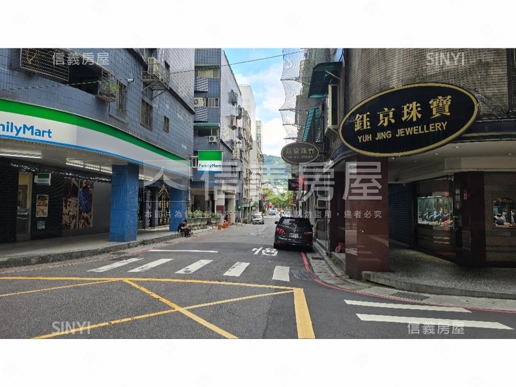 新光三越生活圈雙店面房屋室內格局與周邊環境