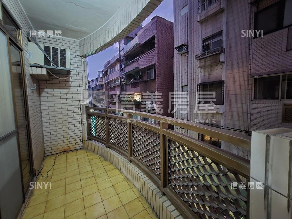 漂亮芝山公園美廈房屋室內格局與周邊環境