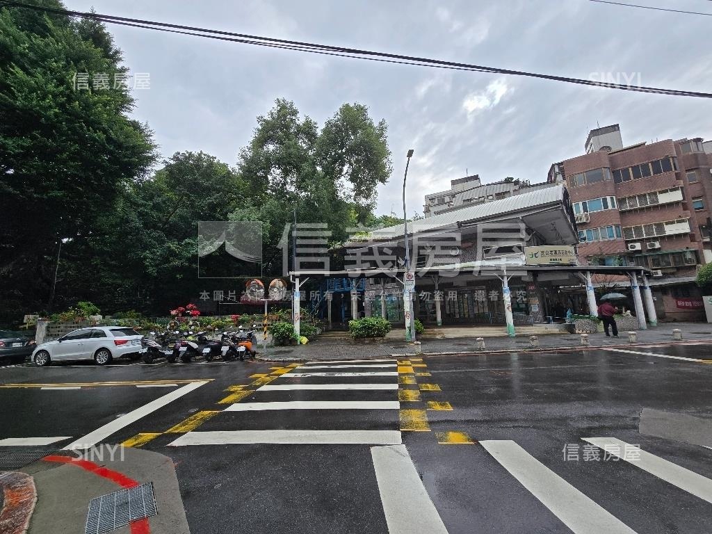 漂亮芝山公園美廈房屋室內格局與周邊環境