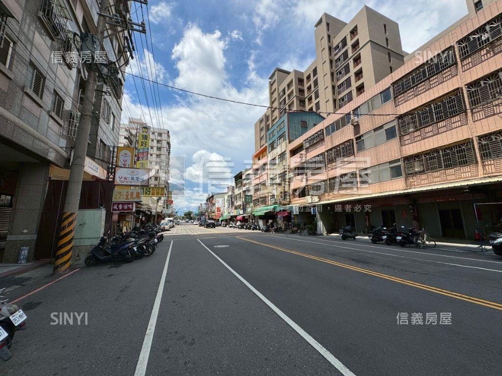 嶺東精科低總價三房車位✨房屋室內格局與周邊環境