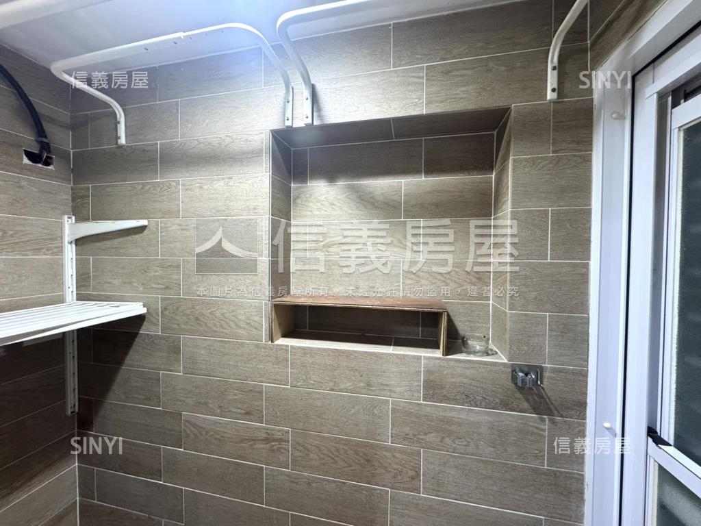 綠意盎然庭院戶＋平面車位房屋室內格局與周邊環境