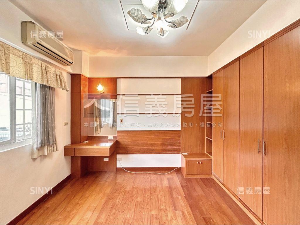 文化質感大三房車位房屋室內格局與周邊環境