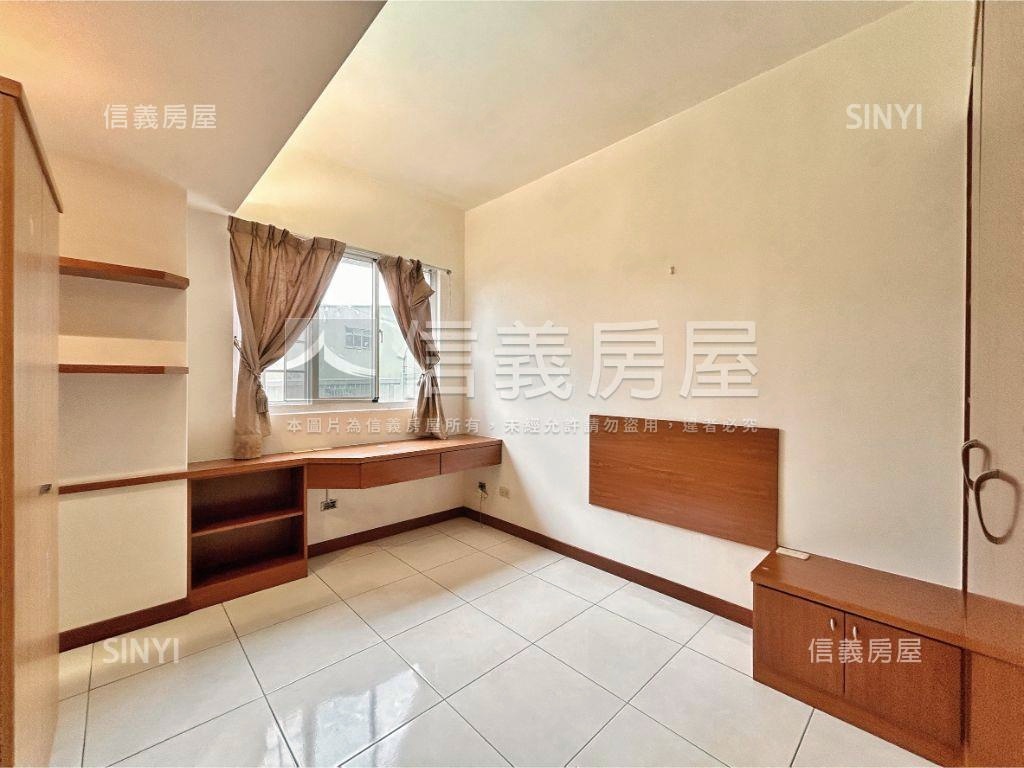 文化質感大三房車位房屋室內格局與周邊環境