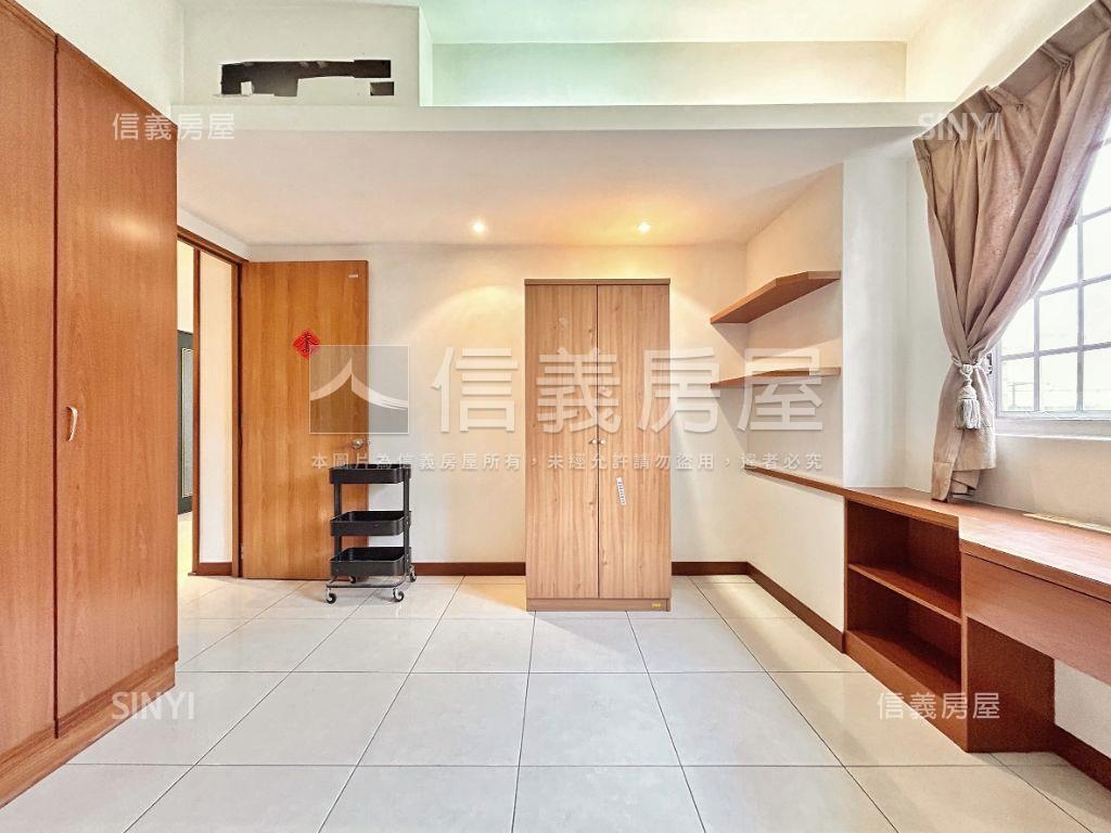 文化質感大三房車位房屋室內格局與周邊環境