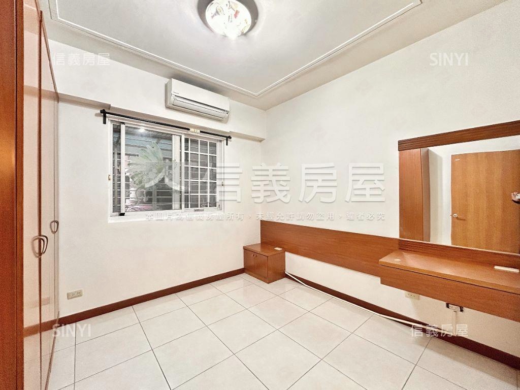 文化質感大三房車位房屋室內格局與周邊環境