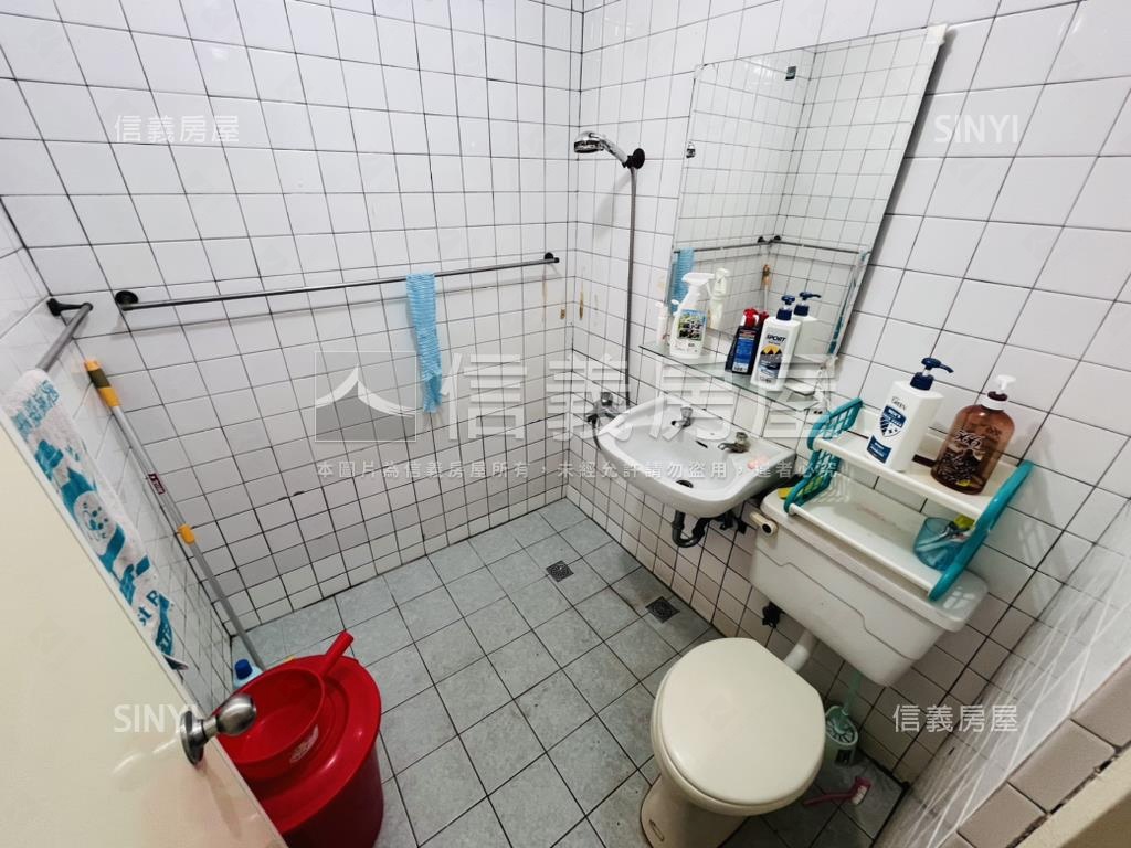 中和街２樓稀有美寓房屋室內格局與周邊環境