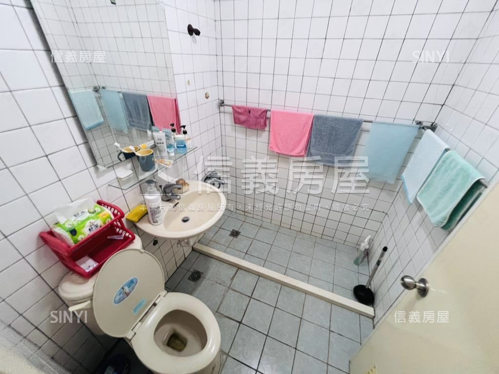 中和街２樓稀有美寓房屋室內格局與周邊環境