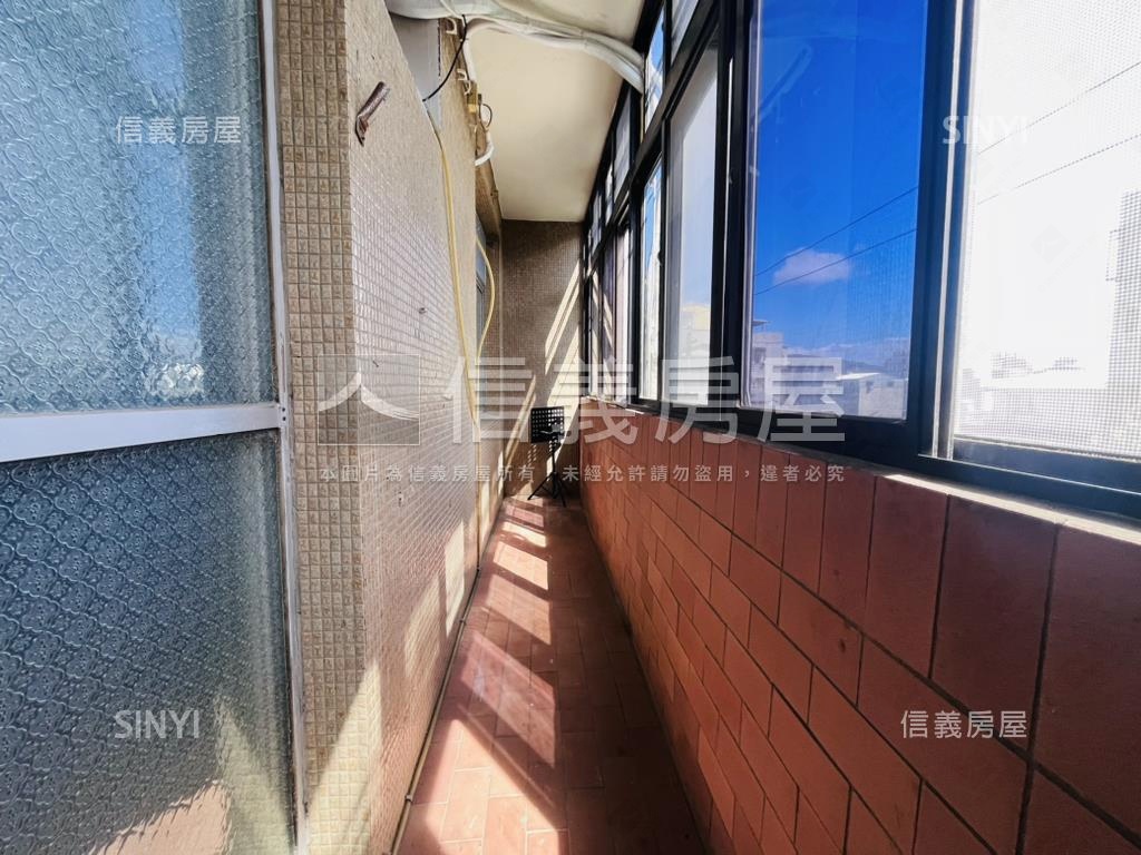 中和街２樓稀有美寓房屋室內格局與周邊環境