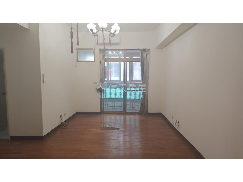 彩蝶景觀電梯三房房屋室內格局與周邊環境